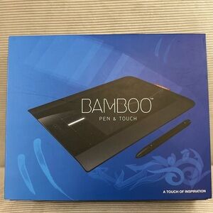 NEW - Wacom Bamboo Pen & Touch small graphics tablet (model CTH-460)